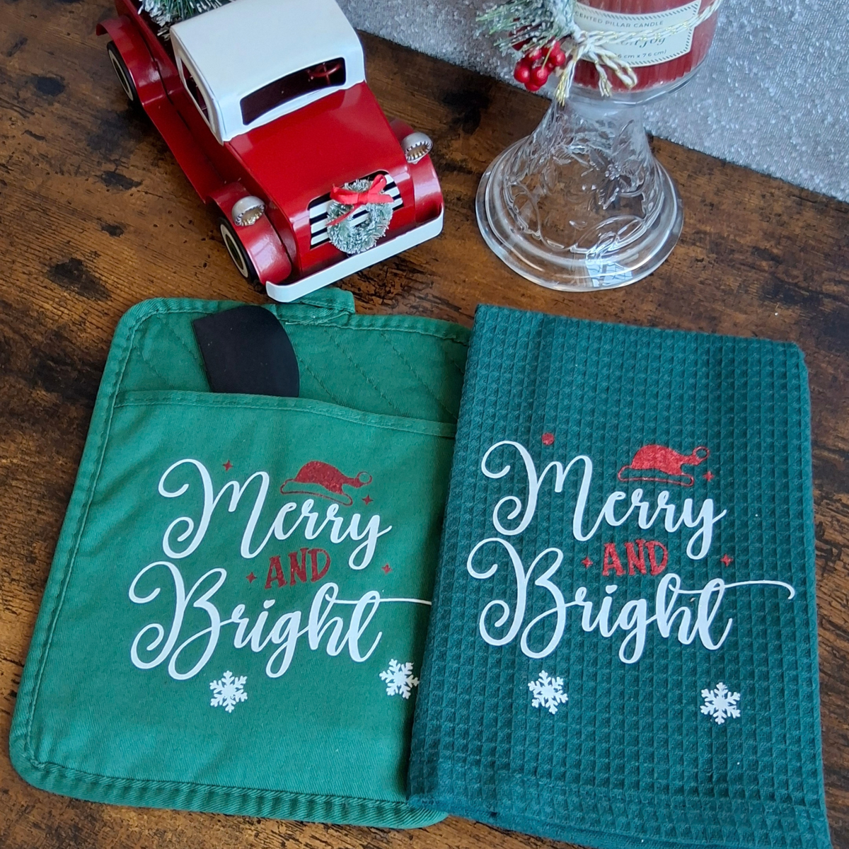 Christmas Kitchen Towel & Potholder Set – Holiday Kitchen Gift