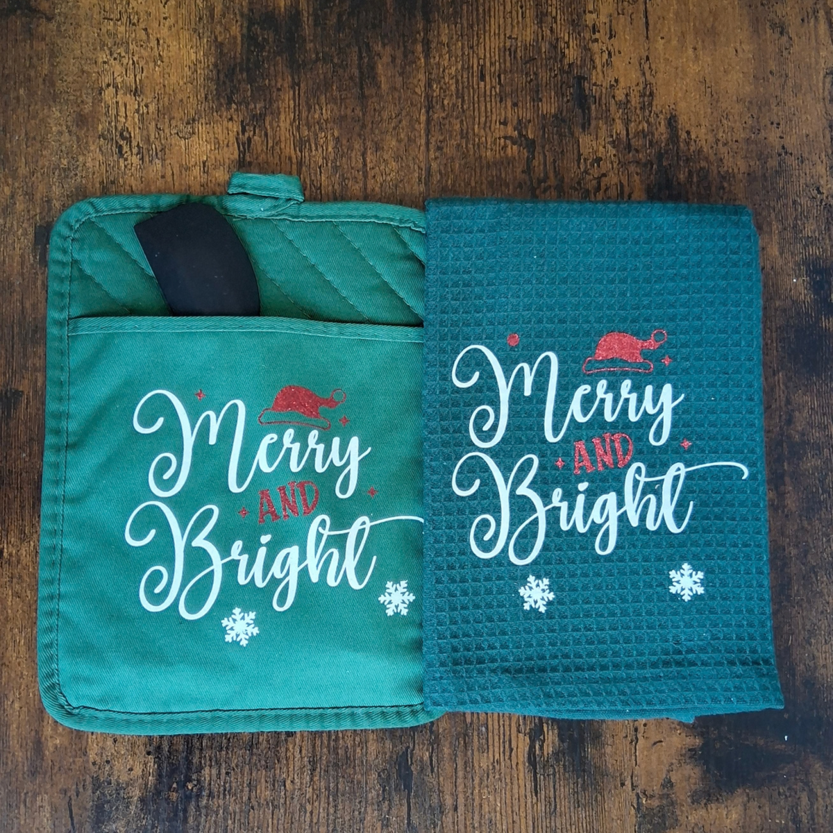 Christmas Kitchen Towel & Potholder Set – Holiday Kitchen Gift
