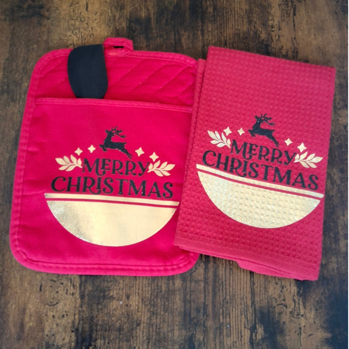 Christmas Kitchen Towel & Potholder Set – Holiday Kitchen Gift